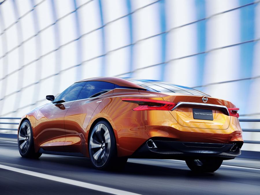  Nissan Sport Sedan Concept 2014 года  (фото 10 из 28)